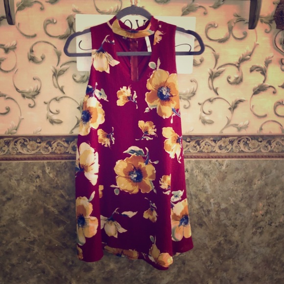mittoshop Dresses & Skirts - 🌻Gorgeous boutique dress!🌻